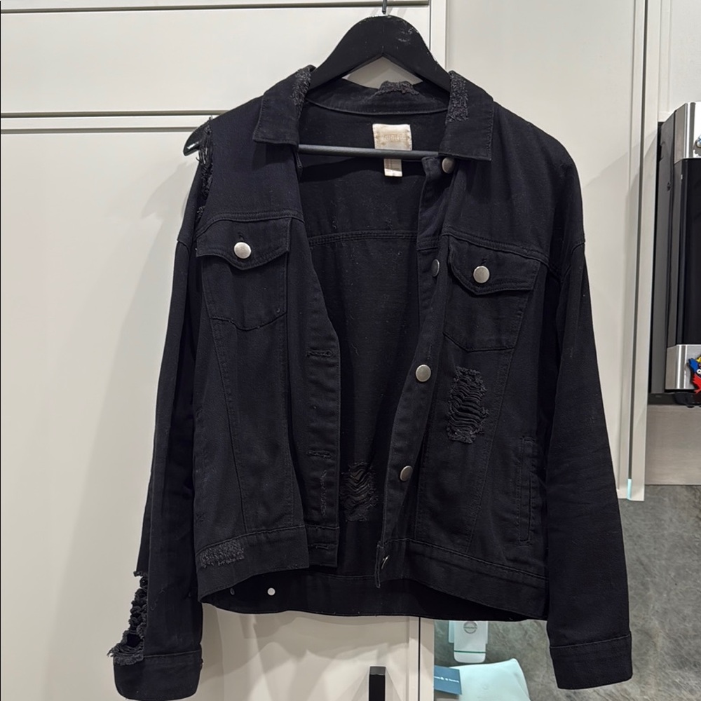 Forever 21 Black Jean Jacket Classic Denim Style
